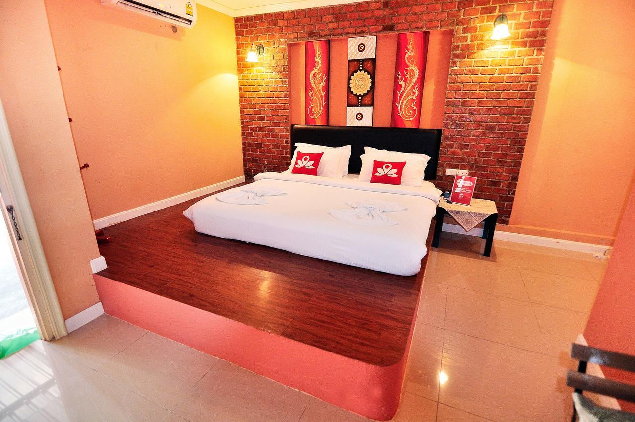 Zen Rooms Ladprao Soi 71 Bangkok Esterno foto